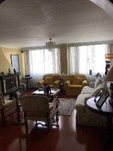 Apartamento en venta en Chico, Bogotá · foto 2 de 17