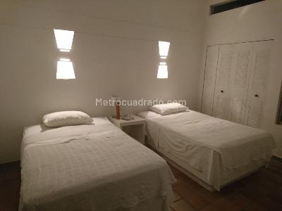 Casa de 4 alcobas en venta en Puerto Peñalisa, Girardot, 381 m² · foto 7 de 20