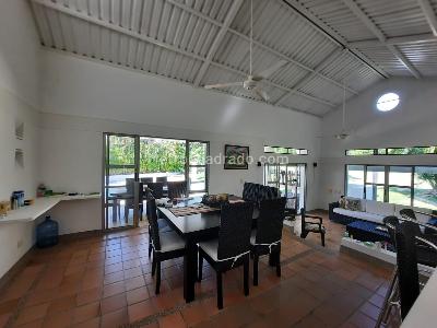 Casa de 4 alcobas en venta en Puerto Peñalisa, Girardot, 381 m² · foto 14 de 20