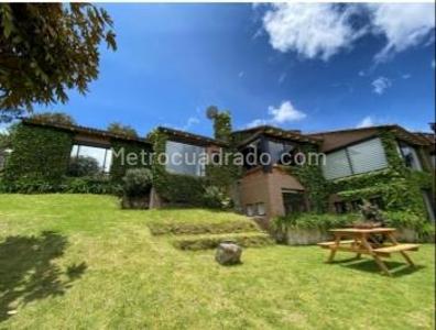 Casa de 3 alcobas en venta en La Calera, La Calera, 500 m² · foto 2 de 20