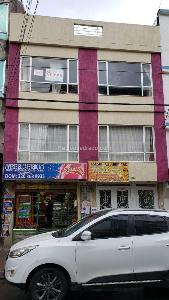 Casa de 5 alcobas en venta en Canodromo, Bogotá · foto 3 de 7