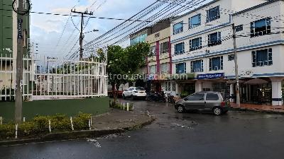 Casa de 5 alcobas en venta en Canodromo, Bogotá · foto 5 de 7