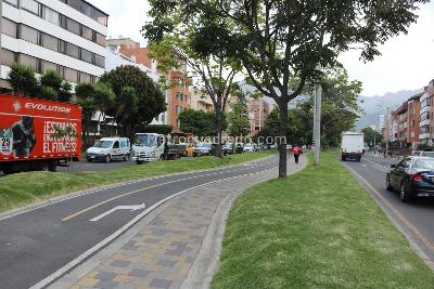 Apartamento de 3 alcobas en venta en Pepe Sierra, Bogotá, 189 m² · foto 4 de 18
