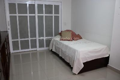 Apartamento de 3 alcobas en venta en Pepe Sierra, Bogotá, 189 m² · foto 10 de 18