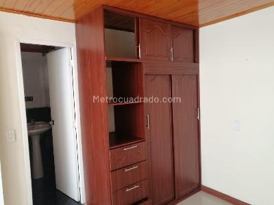 Casa de 5 alcobas en venta en Americas, Bogotá, 22 m² · foto 12 de 13