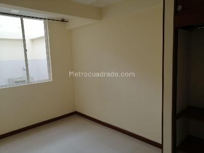 Casa de 5 alcobas en venta en Americas, Bogotá, 22 m² · foto 8 de 13