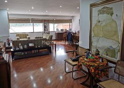 Apartamento de 3 alcobas en venta en Santa Barbara Central, Bogotá, 160 m² · foto 3 de 14