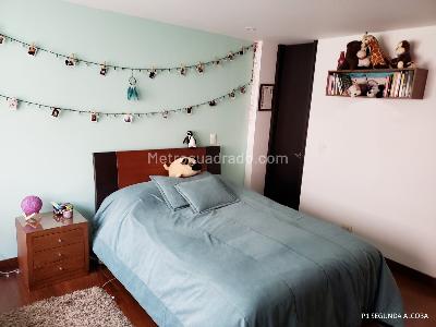 Apartamento de 4 alcobas en venta en Santa Barbara, Bogotá, 280 m² · foto 14 de 19