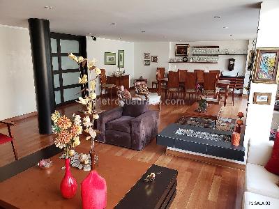 Apartamento de 4 alcobas en venta en Santa Barbara, Bogotá, 280 m² · foto 2 de 19
