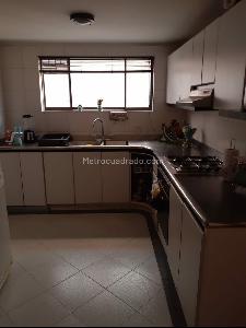 Apartamento de 3 alcobas en venta en Chico, Bogotá, 154 m² · foto 8 de 20