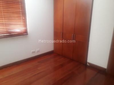 Apartamento en venta en Santa Barbara, Bogotá · foto 7 de 10