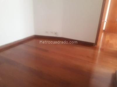 Apartamento en venta en Santa Barbara, Bogotá · foto 3 de 10