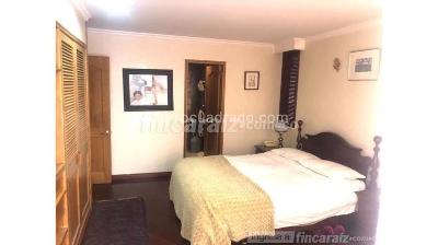 Apartamento de 5 alcobas en venta en Santa Barbara, Bogotá, 263 m² · foto 7 de 13