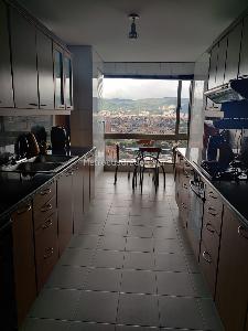 Apartamento de 3 alcobas en venta en Balcones De Lindaraja, Bogotá, 197 m² · foto 3 de 20