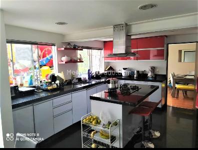 Casa de 4 alcobas en venta en Niza Bulevar Las Villas, Bogotá, 305 m² · foto 5 de 20