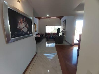 Casa de 4 alcobas en venta en Salamanca, Bogotá, 298 m² · foto 6 de 20