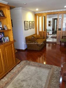 Apartamento en venta en Santa Barbara, Bogotá · foto 8 de 14