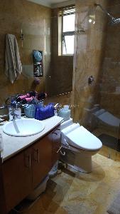 Apartamento de 2 alcobas en venta en Altos De Chico, Bogotá, 142 m² · foto 11 de 20