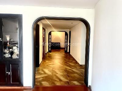 Apartamento en venta en Santa, Bogotá · foto 2 de 20