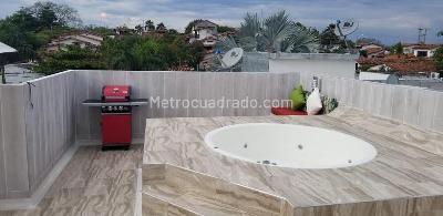 Casa de 4 alcobas en venta en Girardot, Girardot, 200 m² · foto 11 de 20