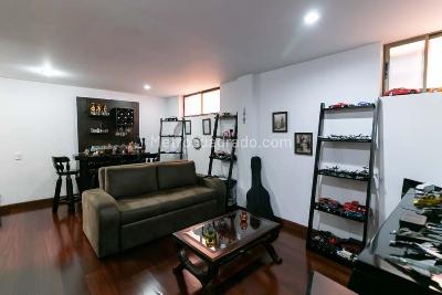 Casa de 3 alcobas en venta en Bosque De Pinos, Bogotá, 273 m² · foto 5 de 20