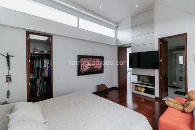 Casa de 3 alcobas en venta en Bosque De Pinos, Bogotá, 273 m² · foto 9 de 20