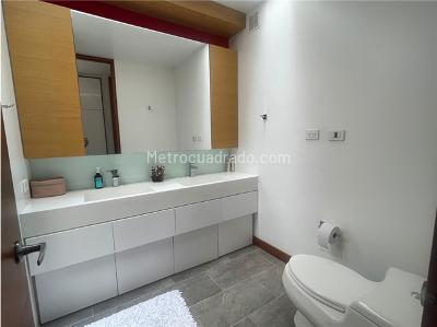 Apartamento de 3 alcobas en venta en Lindaraja, Bogotá, 198 m² · foto 19 de 20