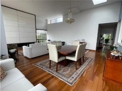 Apartamento de 3 alcobas en venta en Lindaraja, Bogotá, 198 m² · foto 6 de 20