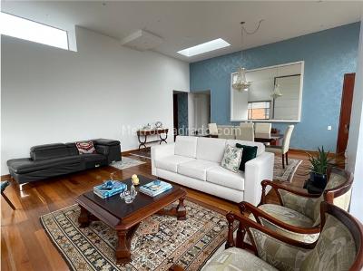 Apartamento de 3 alcobas en venta en Lindaraja, Bogotá, 198 m² · foto 4 de 20