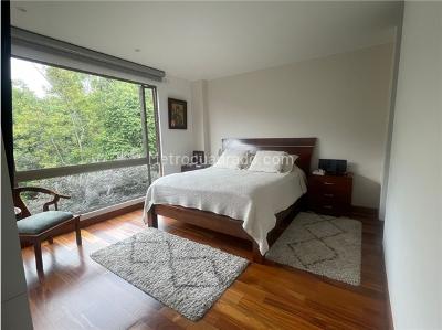 Apartamento de 3 alcobas en venta en Lindaraja, Bogotá, 198 m² · foto 14 de 20