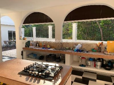 Casa de 4 alcobas en venta en Kilómetro 4 Via Tocaima, Girardot, 300 m² · foto 17 de 20