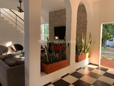 Casa de 4 alcobas en venta en Kilómetro 4 Via Tocaima, Girardot, 300 m² · foto 7 de 20