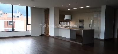 Apartamento de 4 alcobas en venta en El Virrey, Bogotá, 480 m² · foto 2 de 20
