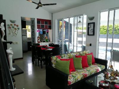 Casa de 3 alcobas en venta en Girardot, Girardot, 220 m² · foto 4 de 20