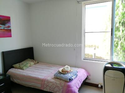 Casa de 3 alcobas en venta en Girardot, Girardot, 220 m² · foto 15 de 20