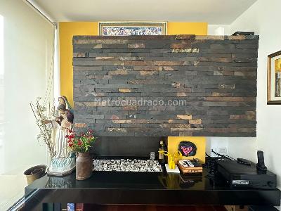 Apartamento de 3 alcobas en venta en Chico Navarro, Bogotá, 245 m² · foto 17 de 20