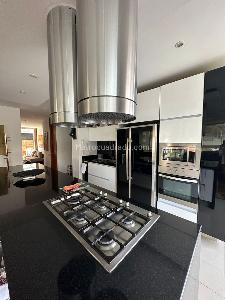 Apartamento de 3 alcobas en venta en Chico Navarro, Bogotá, 245 m² · foto 9 de 20