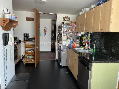 Apartamento de 3 alcobas en venta en Balcones De Lindaraja, Bogotá, 164 m² · foto 3 de 20