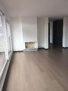 Apartamento de 3 alcobas en venta en Chico Navarra, Bogotá, 125 m² · foto 5 de 20