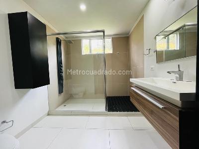 Casa de 5 alcobas en venta en Casa Quinta San José Guaymaral, Bogotá, 420 m² · foto 19 de 20