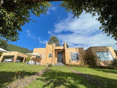 Casa de 5 alcobas en venta en Tocancipa, Bogotá, 420 m² · foto 2 de 20