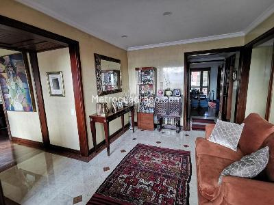 Apartamento de 3 alcobas en venta en Balcones De Lindaraja, Bogotá, 170 m² · foto 4 de 20