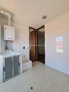 Apartamento en venta en Chico Navarra, Bogotá · foto 2 de 19