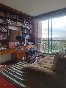 Apartamento de 3 alcobas en venta en Monte Reservado, Bogotá, 200 m² · foto 5 de 20