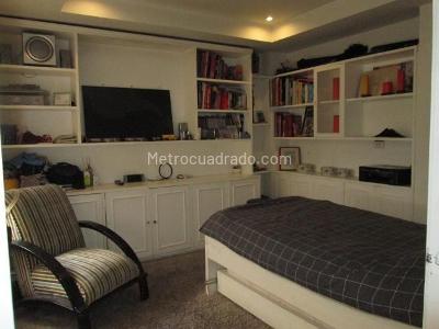 Apartamento de 4 alcobas en venta en Cedritos Acacias, Bogotá, 170 m² · foto 13 de 20