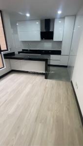 Apartamento en venta en Santa Barbara Central, Bogotá · foto 12 de 20
