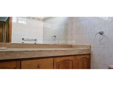Apartamento de 5 alcobas en venta en Molinos El Chico, Bogotá, 390 m² · foto 20 de 20