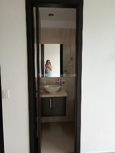 Apartamento en venta en Profesionales, Armenia · foto 6 de 20