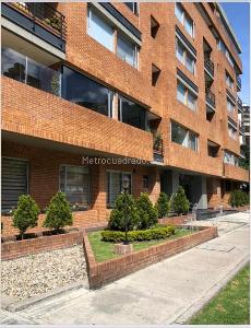 Apartamento de 3 alcobas en venta en La Carolina, Bogotá, 189 m² · foto 13 de 20