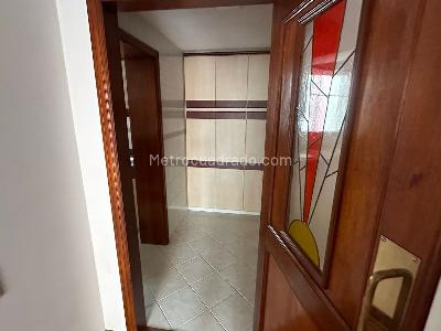 Apartamento en venta en Los Rosales Reservado, Bogotá · foto 13 de 20